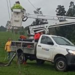 Saesa despliega más de 60 brigadas para afrontar el nuevo sistema frontal que afectará a las provincias de Llanquihue y Palena