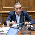 Volcamiento de camión salmonero en Llanquihue desata dudas por manejo de residuos en La Laja