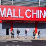Los mall chinos en la mira y al banquillo