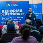Vecinos de Alerce participaron en diálogo sobre la Reforma de Pensiones junto al subsecretario Díaz