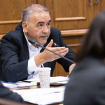 Fidel Espinoza por recorte y congelamiento de proyectos: “La pelea es en el Parlamento, no echando por tierra compromisos con la ciudadanía”